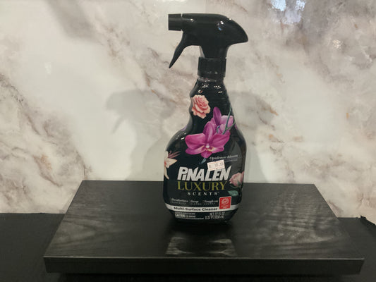 Pinalen luxury scent spray
